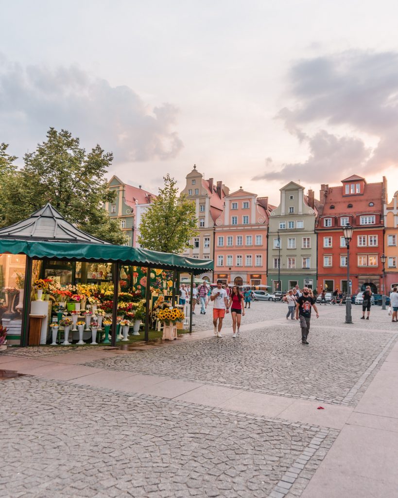 One of the best things to do in Wroclaw is explore the market square