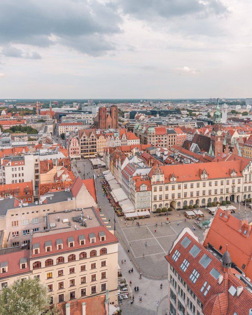 Pod Fredra is located in the market square of Wroclaw
